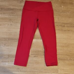 Lululemon Aligns Size 6